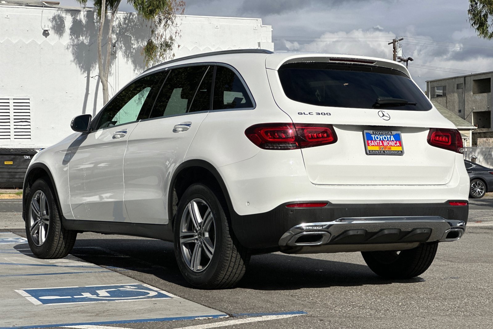 Used 2021 Mercedes-Benz GLC 300 image 6