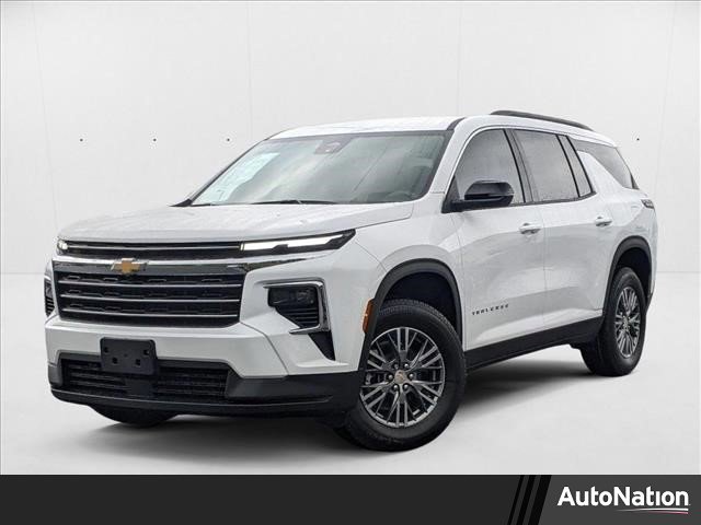 New 2025 Chevrolet Traverse LT