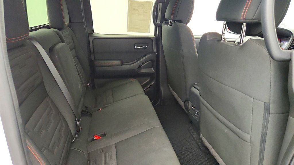 Used 2023 Nissan Frontier PRO-4X w/ Pro Convenience Package AWD/4WD image 20