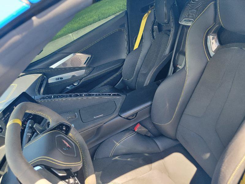 Used 2023 Chevrolet Corvette Stingray Premium Cpe w/ Z51 Performance Package RWD image 14