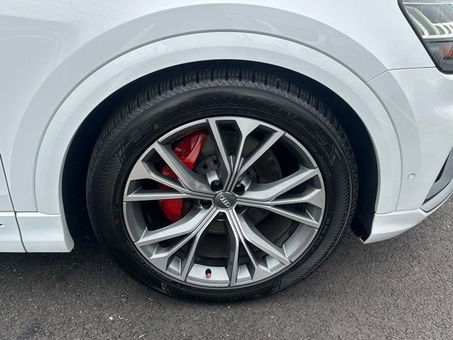 Used 2020 Audi Q8 Prestige AWD/4WD image 13