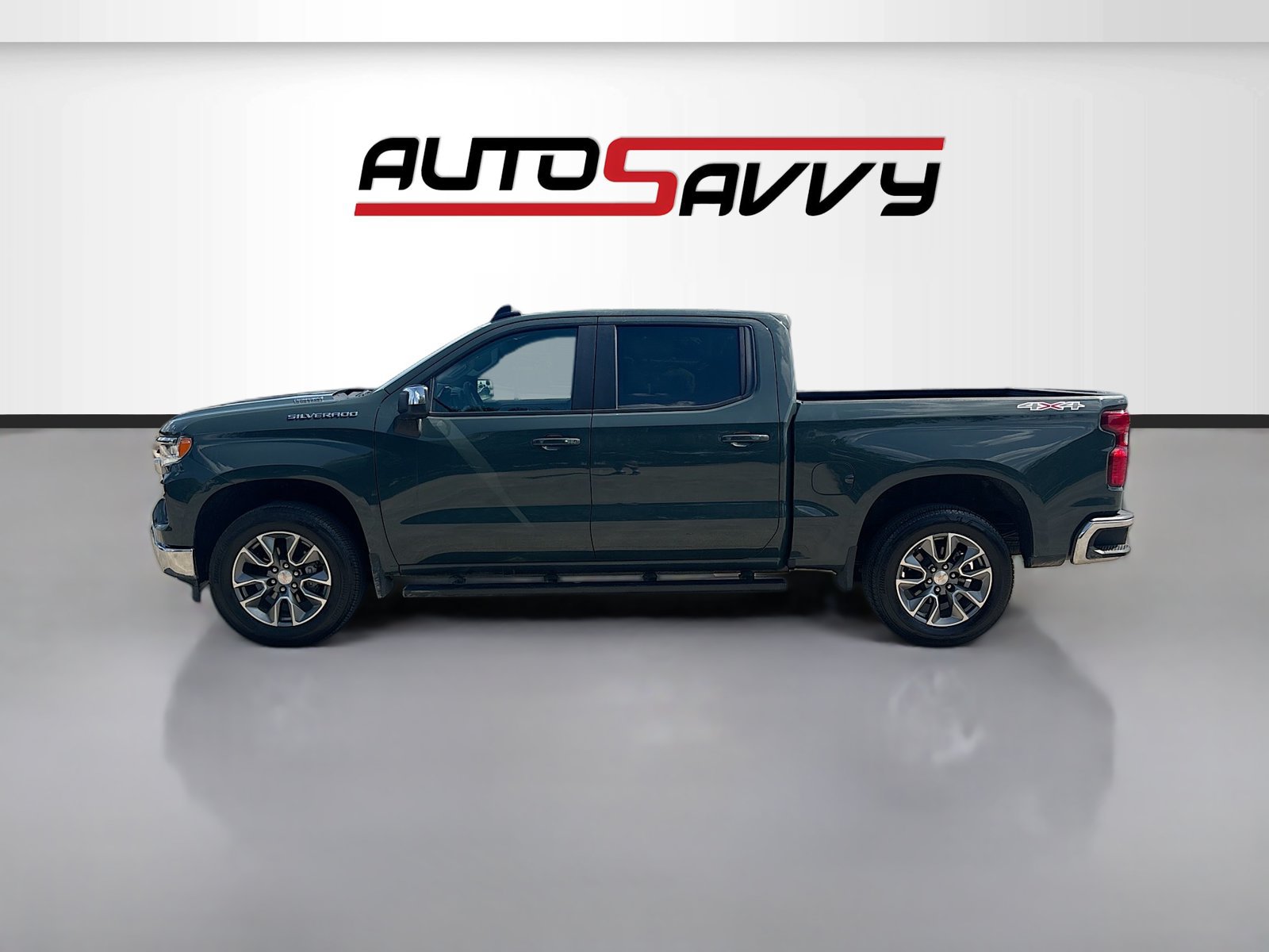 Used 2026 Chevrolet Silverado 1500 LT AWD/4WD image 4