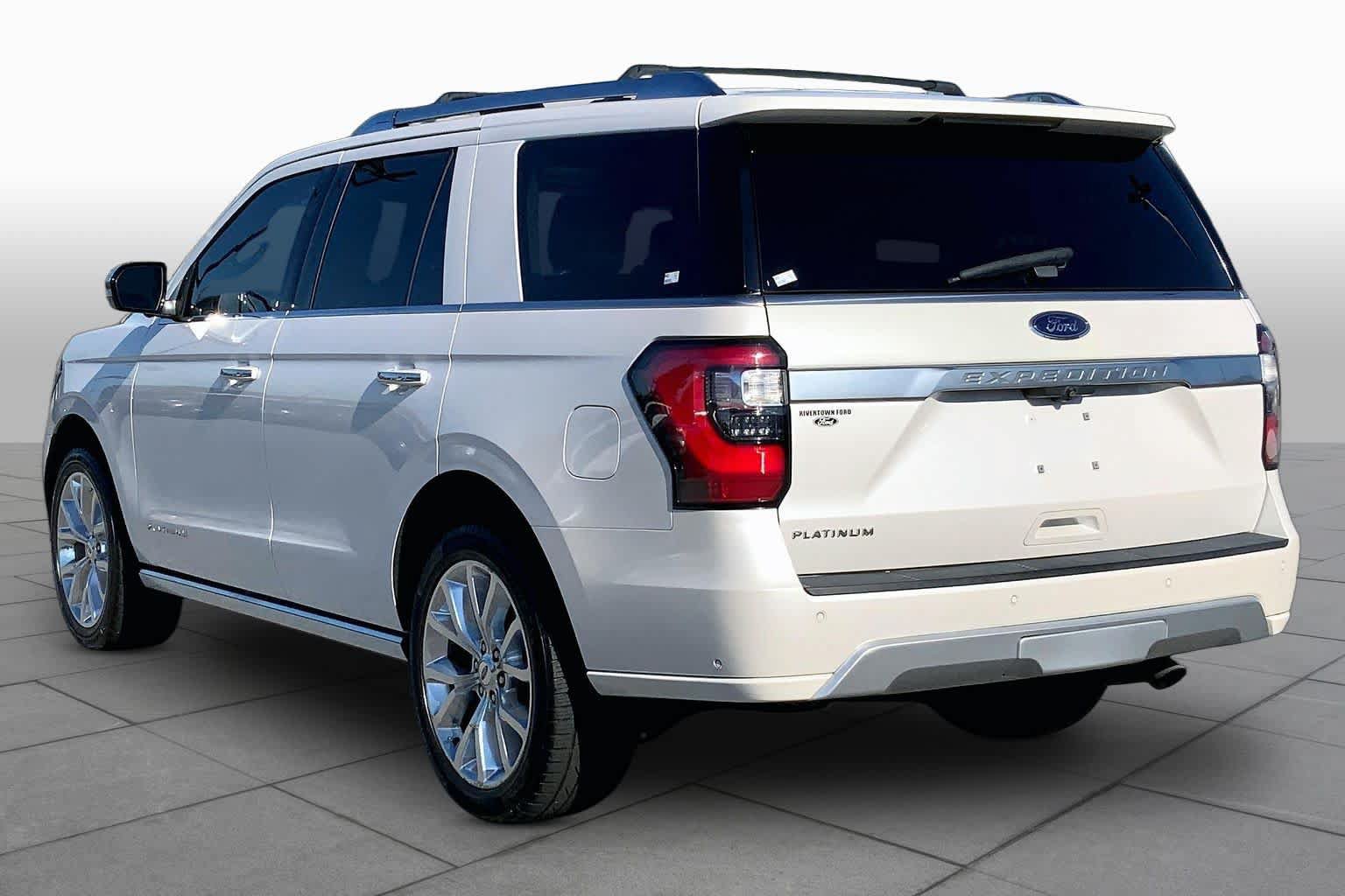 Used 2018 Ford Expedition Platinum RWD image 11