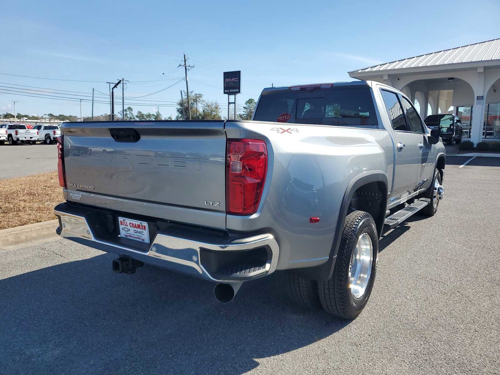 Certified 2024 Chevrolet Silverado 3500 LTZ w/ LTZ Plus Package image 6
