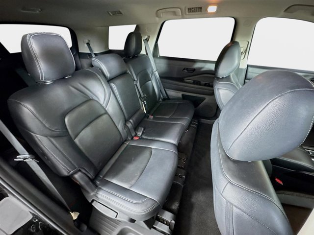 Certified 2023 Nissan Pathfinder SV image 27