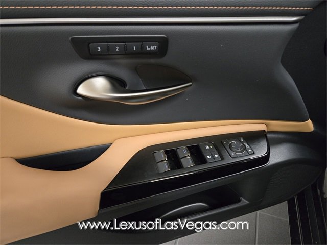 New 2025 Lexus ES 350 w/ Premium Package image 15