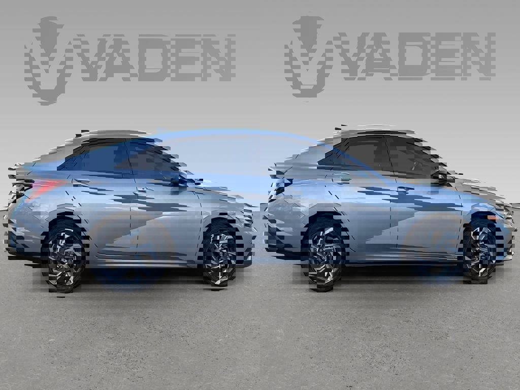 New 2025 Hyundai Elantra Sport image 5