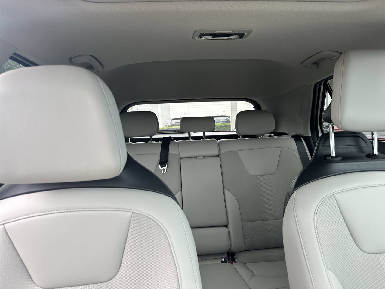 New 2026 Kia Niro EX FWD image 16