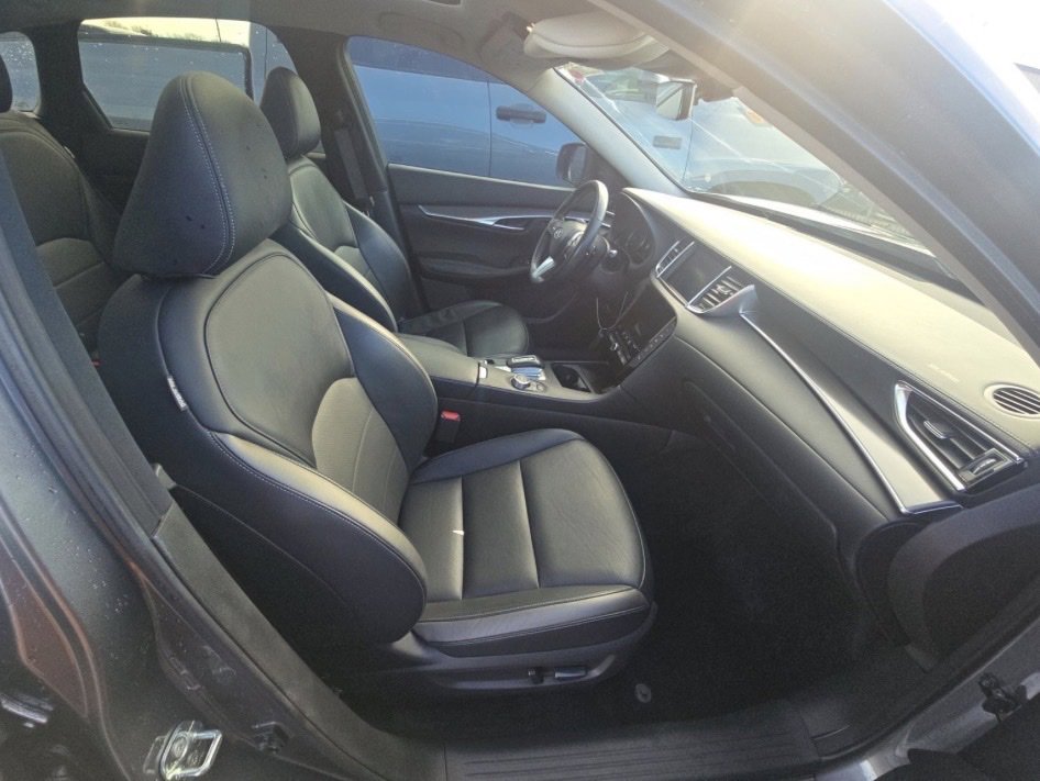 Used 2023 INFINITI QX50 Luxe image 13