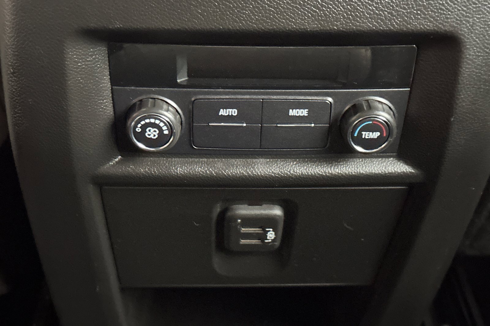 Certified 2022 Chevrolet Traverse LS image 15