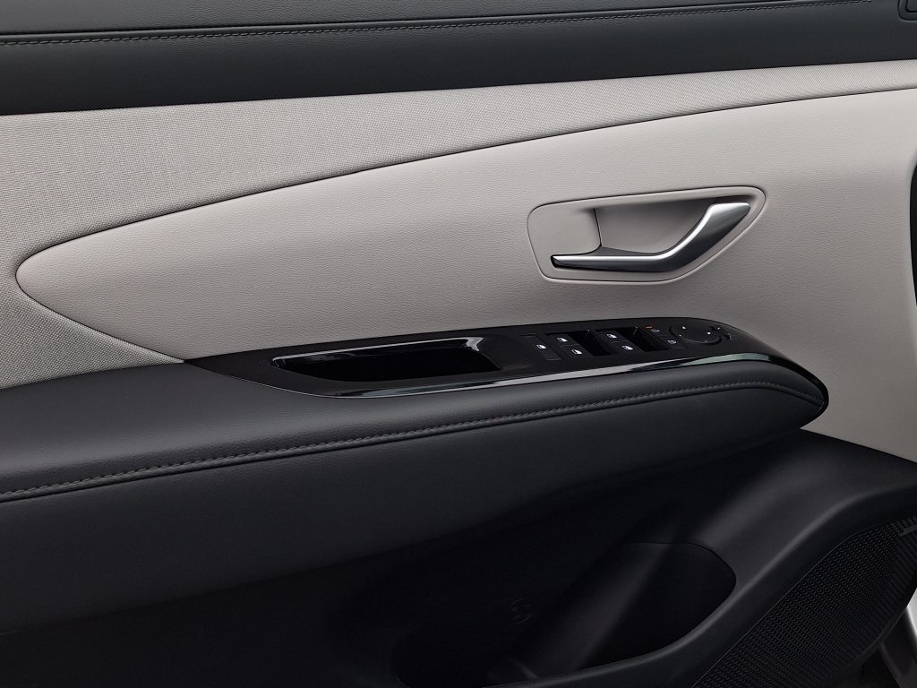 New 2026 Hyundai Tucson Limited AWD/4WD image 9