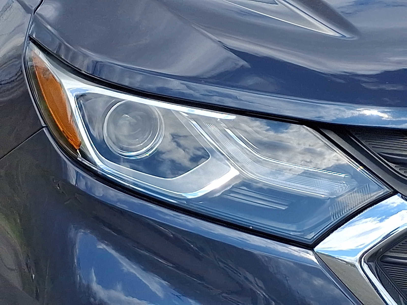 Used 2019 Chevrolet Equinox LT AWD/4WD image 9