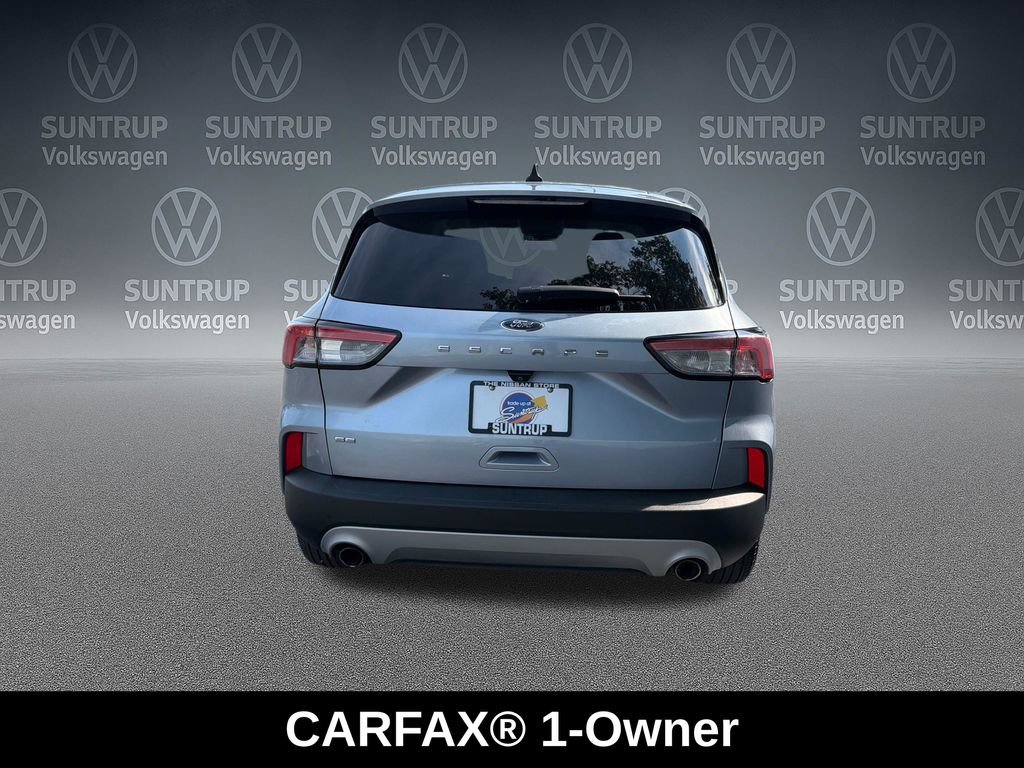 Used 2022 Ford Escape SE w/ Convenience Package FWD image 4