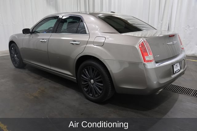 Used 2014 Chrysler 300 C AWD/4WD image 5