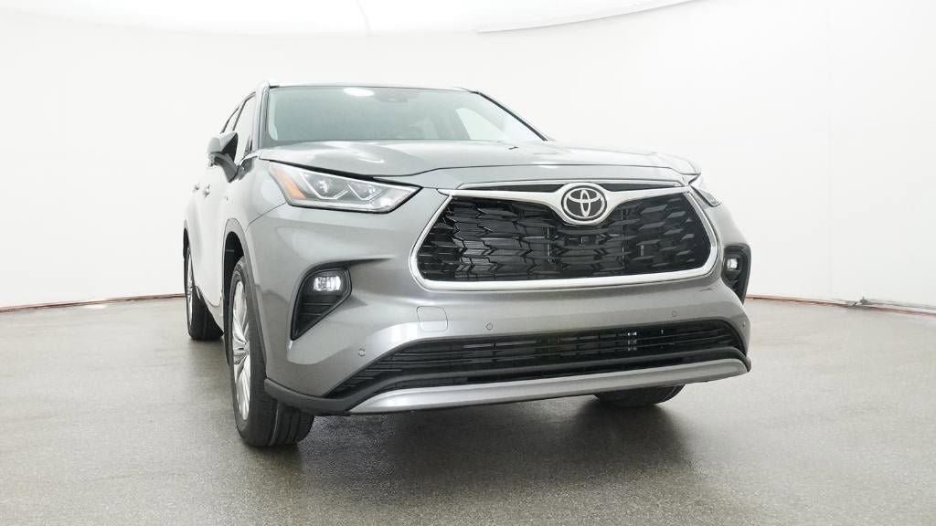 New 2026 Toyota Highlander Platinum AWD/4WD image 30