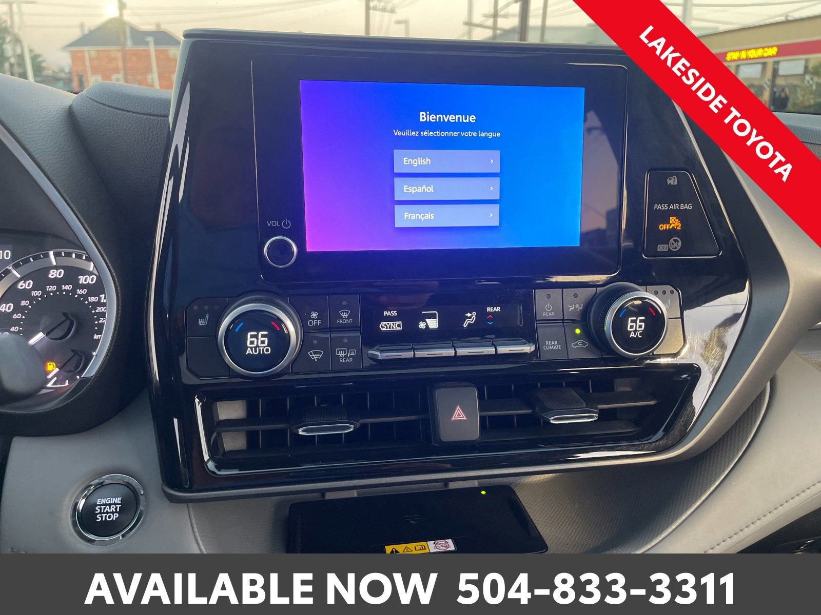 Used 2023 Toyota Highlander L image 33