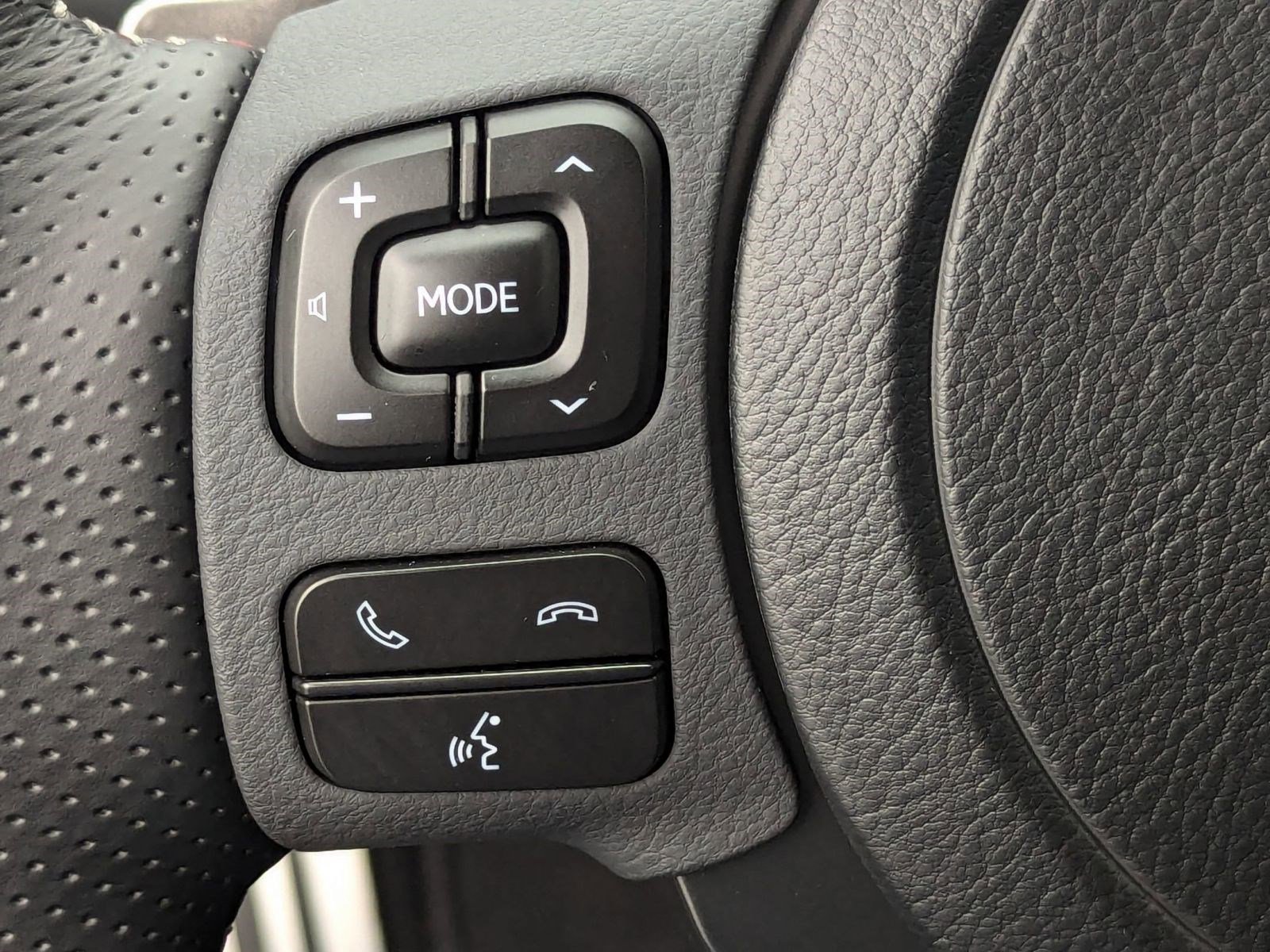 New 2025 Lexus IS 350 F Sport image 25