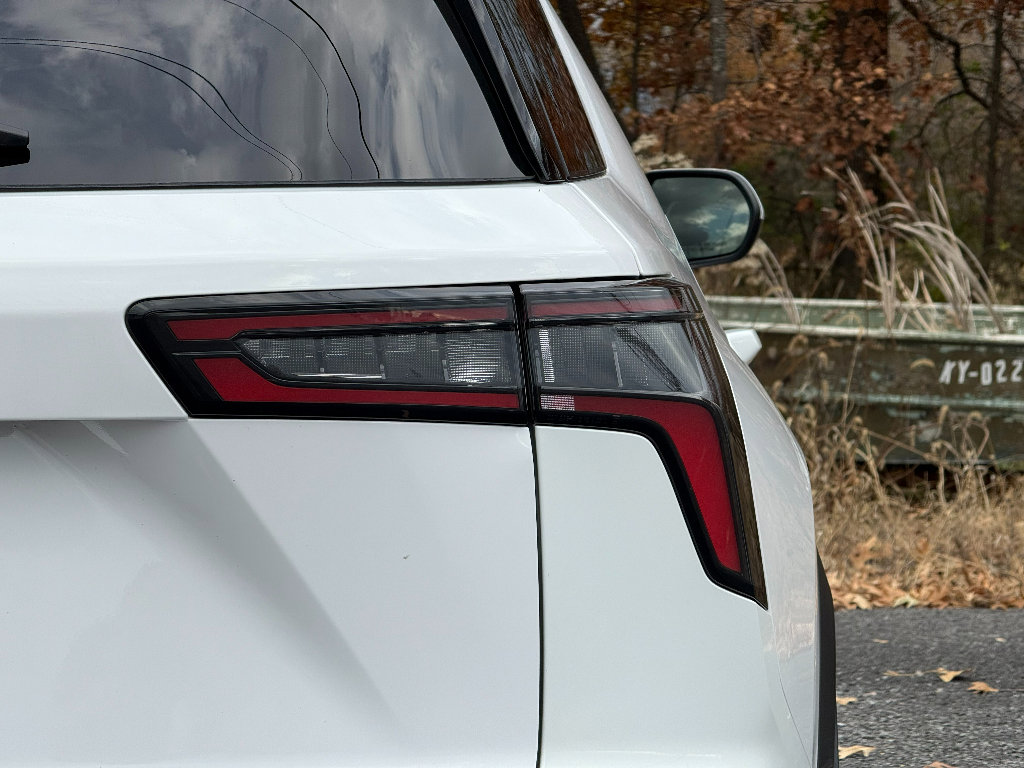 Used 2025 Chevrolet Equinox LT image 7