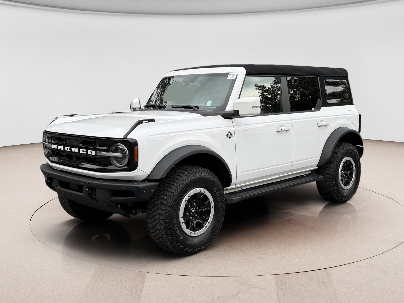 Used 2024 Ford Bronco Outer Banks w/ Sasquatch Package AWD/4WD image 1