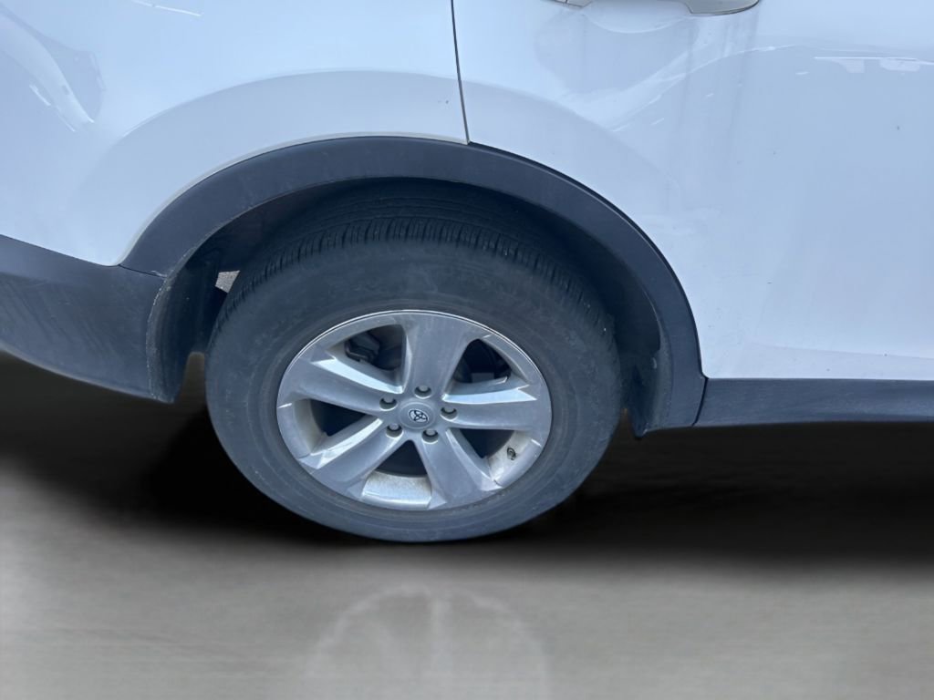 Used 2014 Toyota RAV4 XLE image 13