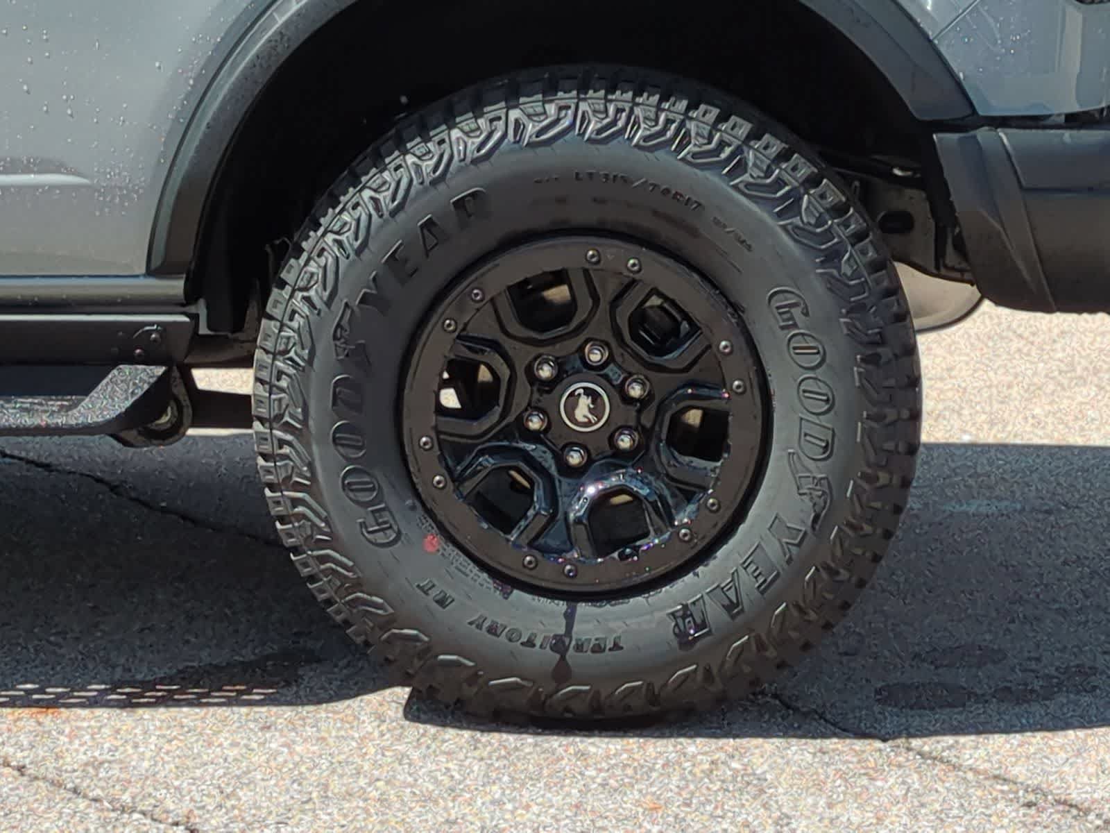 New 2026 Ford Bronco Badlands AWD/4WD image 14
