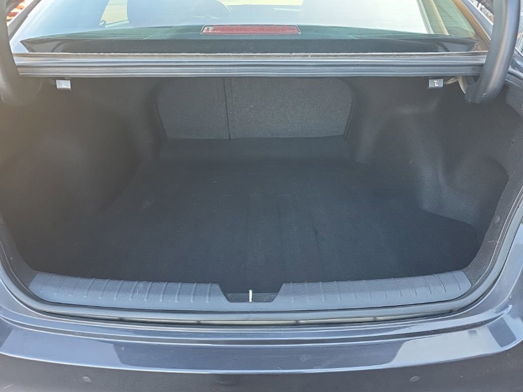 Used 2018 Kia Optima SX image 13