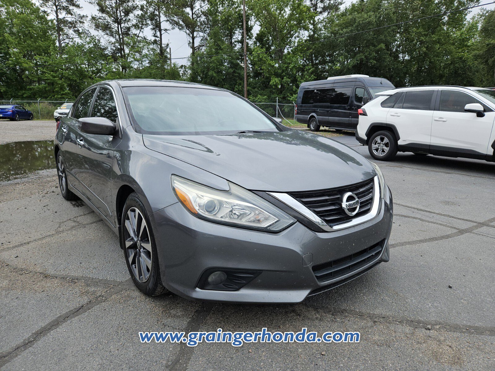 Used 2017 Nissan Altima 2.5 SV FWD image 4
