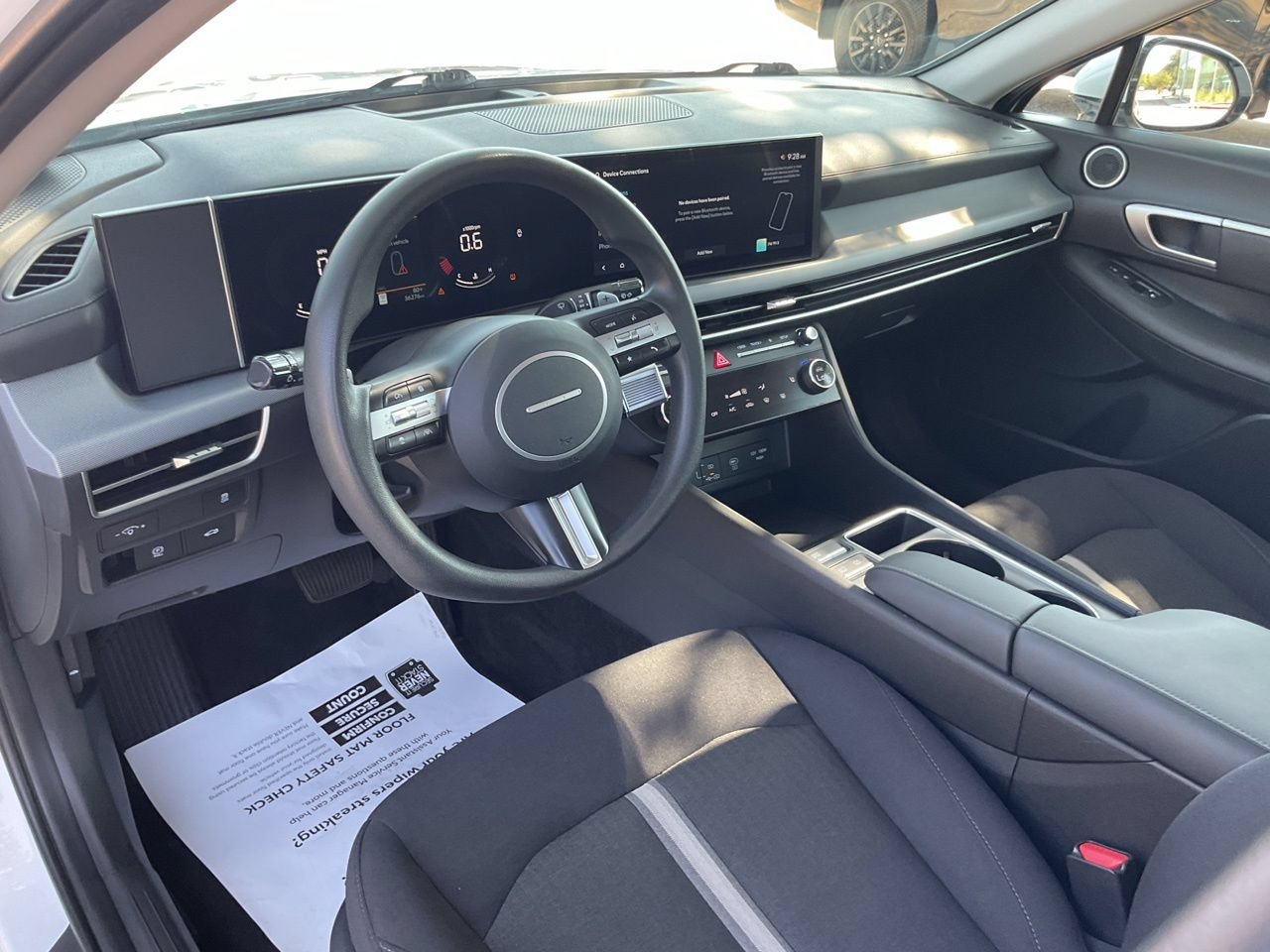 Used 2025 Hyundai Sonata SEL FWD image 10