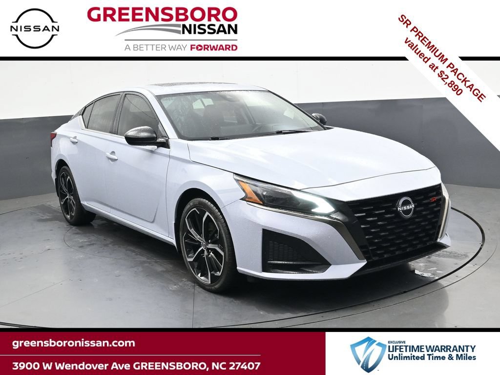 Used 2023 Nissan Altima 2.5 SR w/ SR Premium Package
