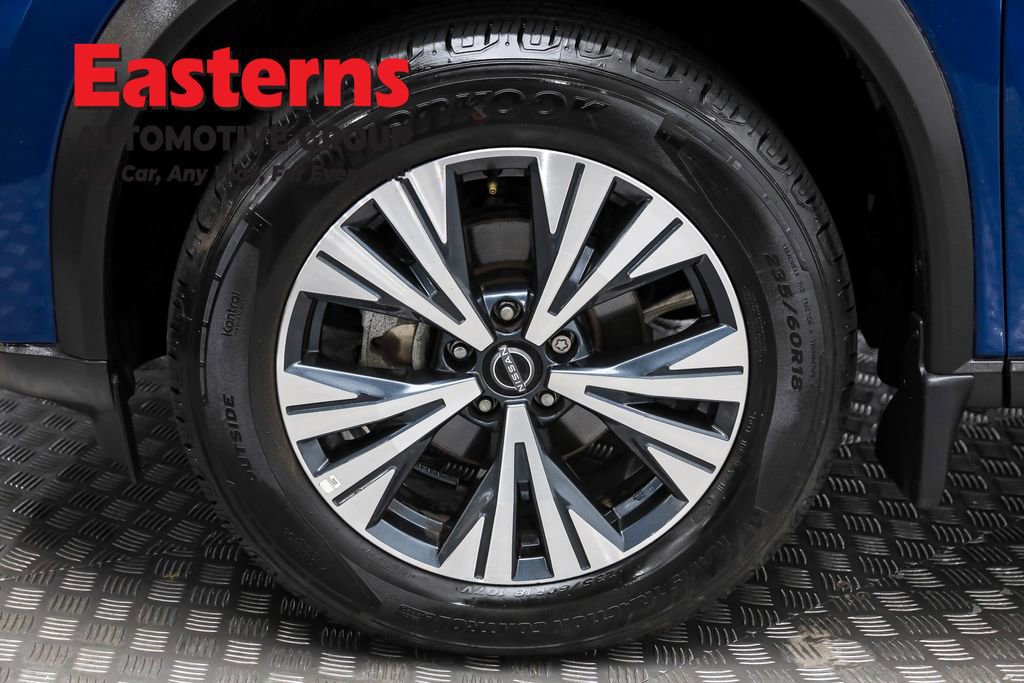 Used 2022 Nissan Rogue SV image 31