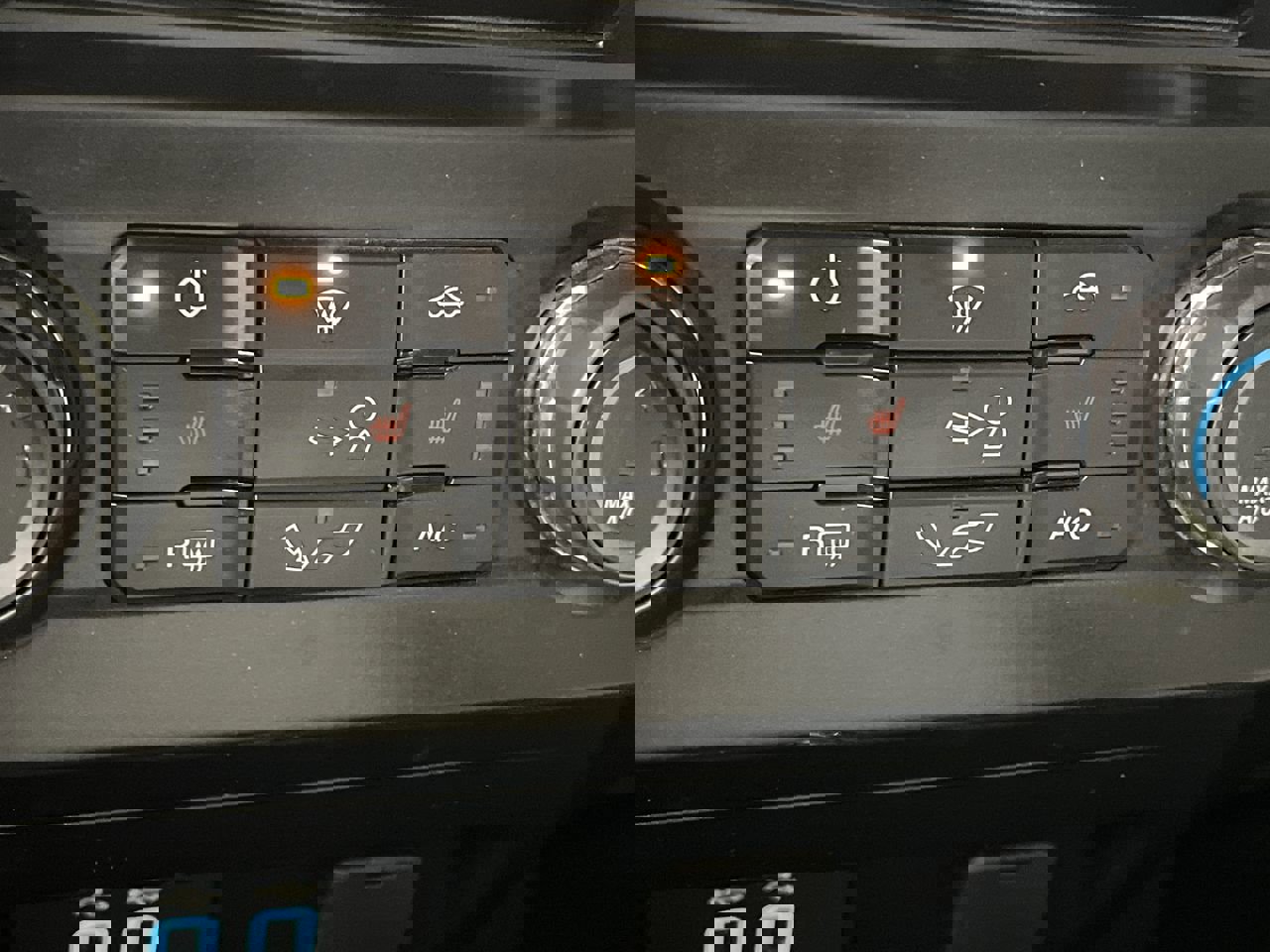 Used 2017 Ford F150 XLT w/ Equipment Group 302A Luxury image 22