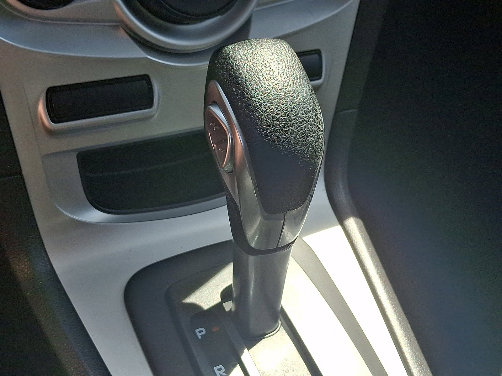Used 2016 Ford Fiesta SE FWD image 14