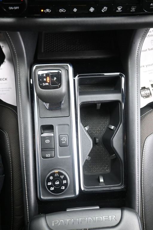 Used 2023 Nissan Pathfinder SL w/ SL Premium Package image 28