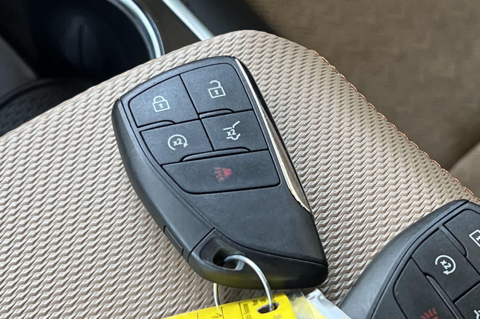 Used 2025 Chevrolet Equinox ACTIV w/ Convenience Package III AWD/4WD image 27