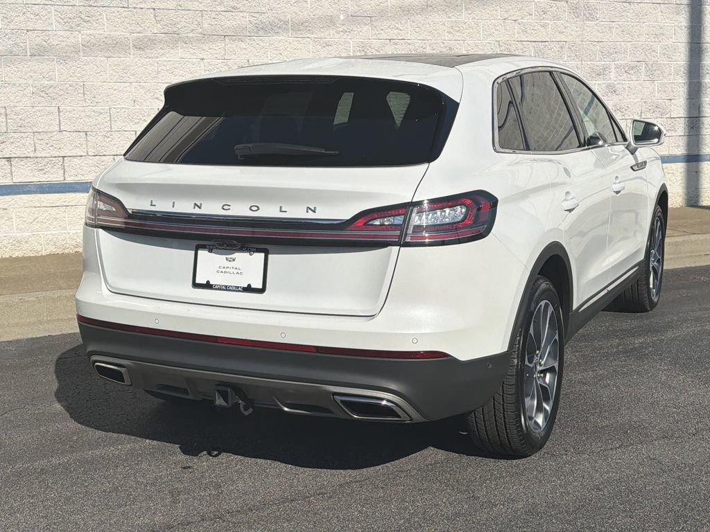 Used 2022 Lincoln Nautilus Reserve w/ Equipment Group 201A image 7