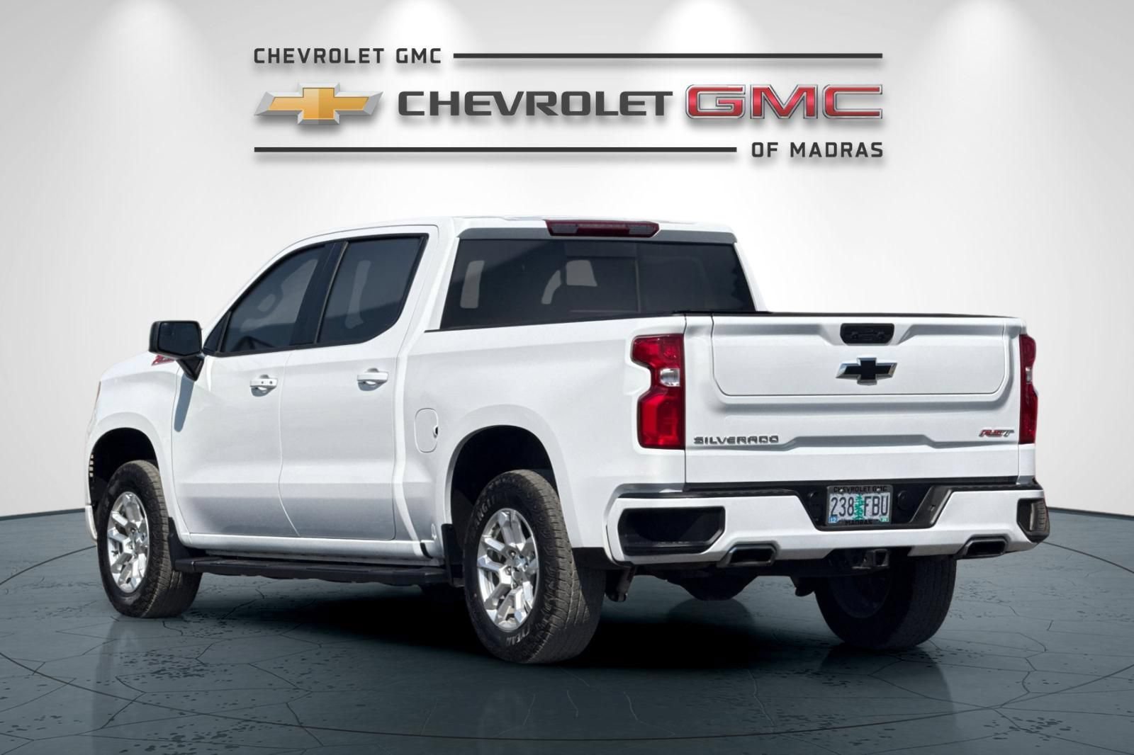 Used 2024 Chevrolet Silverado 1500 RST w/ Convenience Package II AWD/4WD image 5