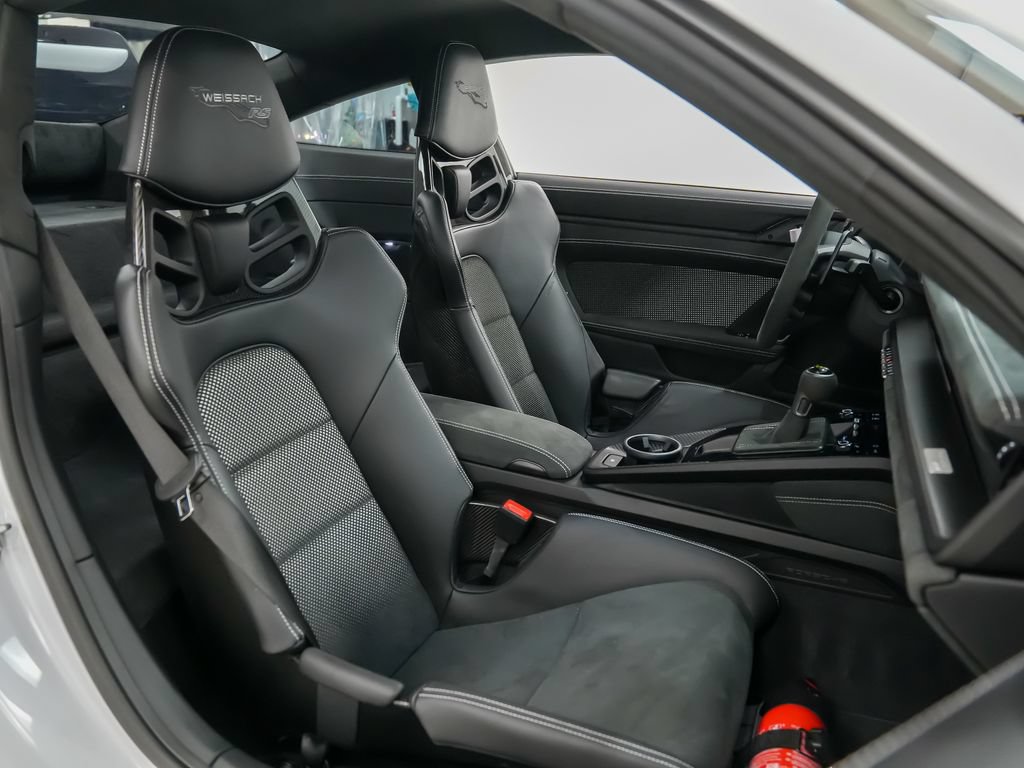 Used 2024 Porsche 911 GT3 RS w/ Weissach Package RWD image 15