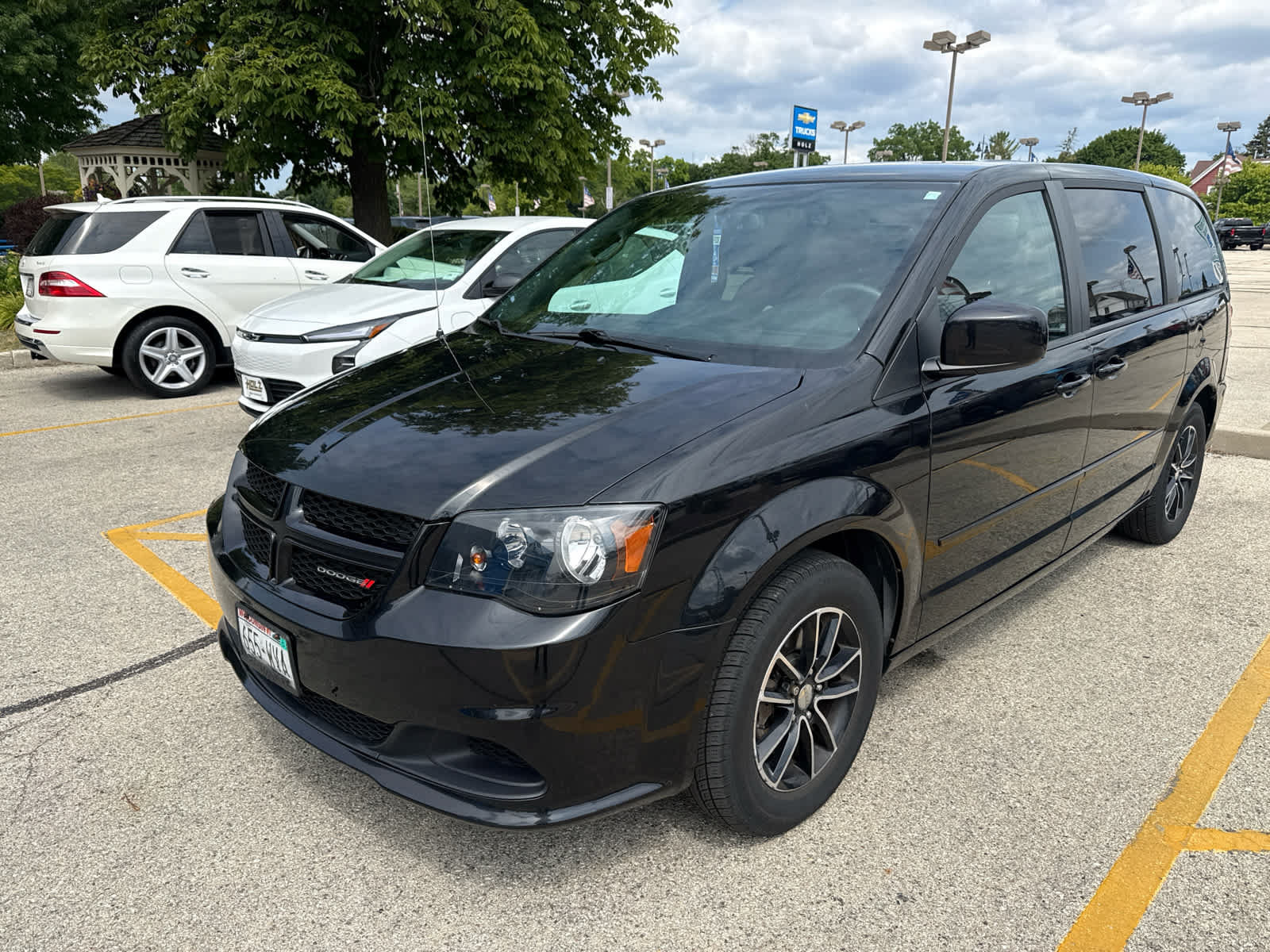 Used 2016 Dodge Grand Caravan SE