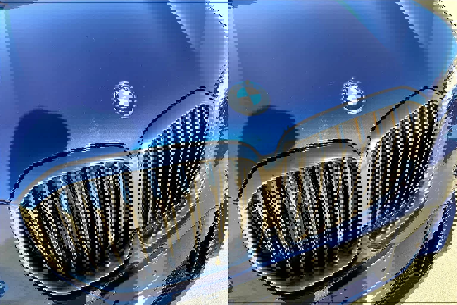 Used 2021 BMW X5 M50i w/ Executive Package image 58