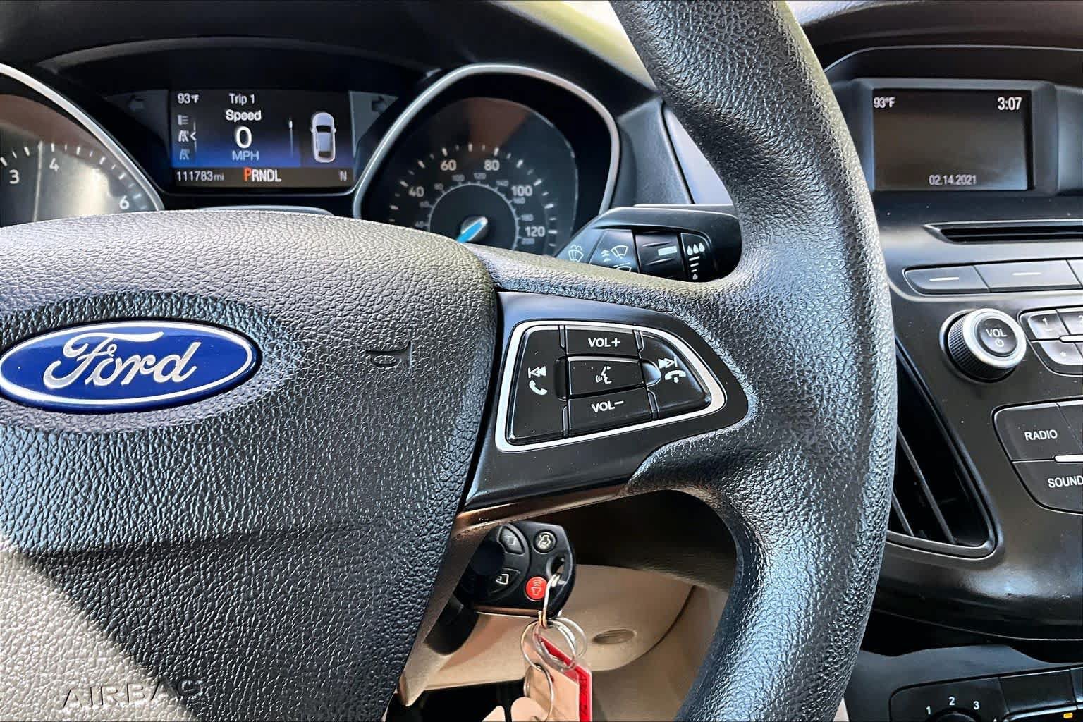 Used 2015 Ford Focus SE FWD image 24