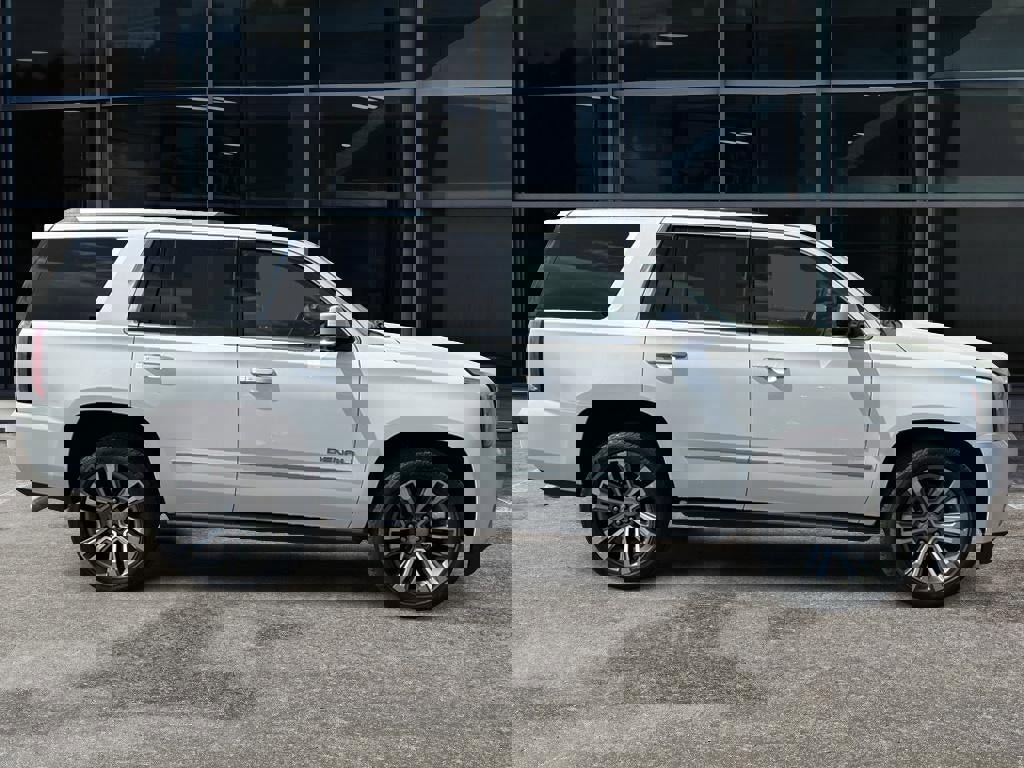 Used 2019 GMC Yukon Denali w/ Denali Ultimate Package image 8