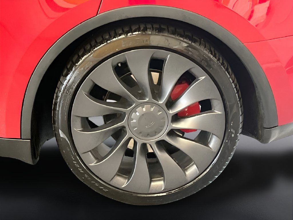 Used 2023 Tesla Model Y Performance AWD/4WD image 30