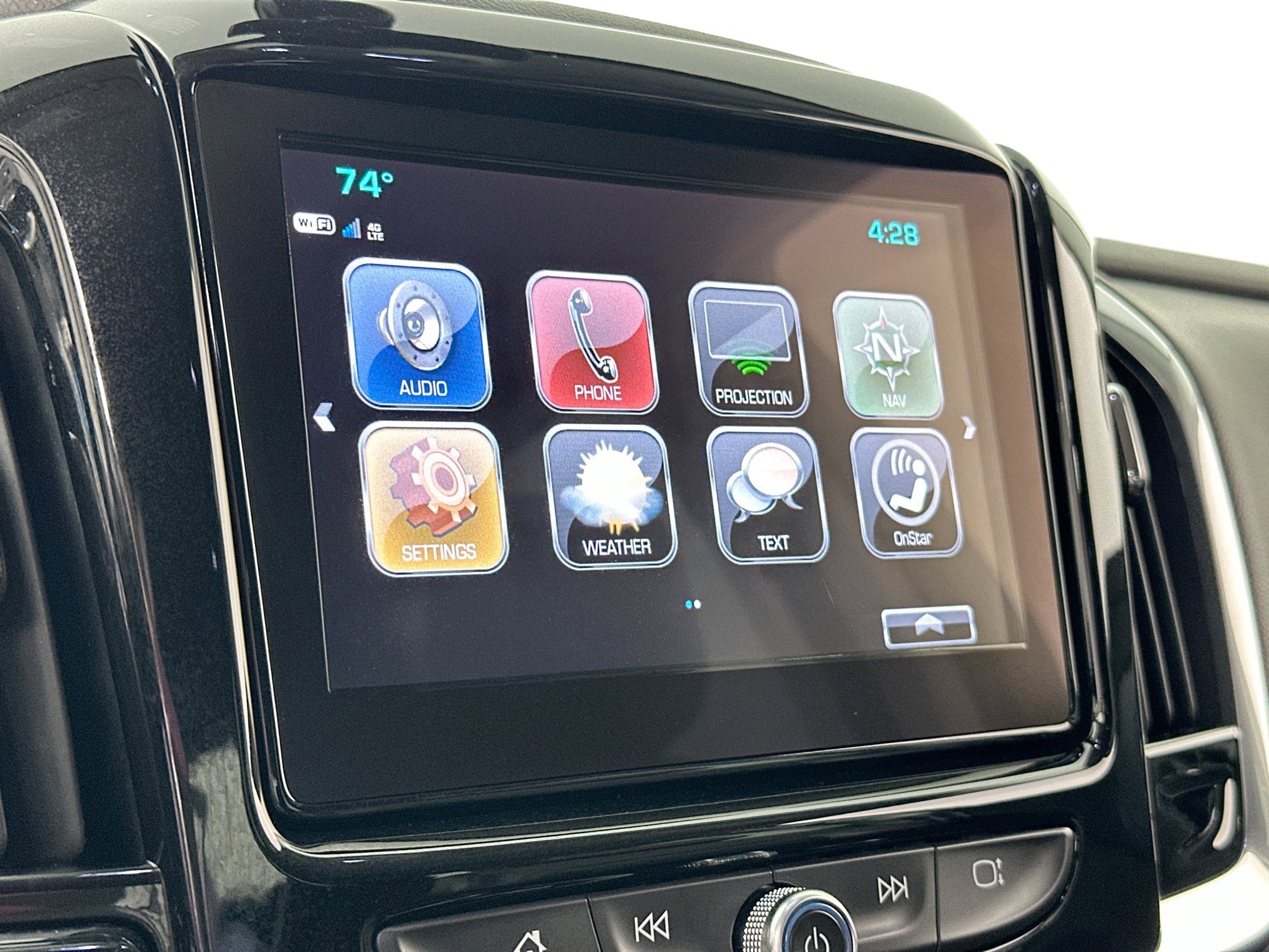 Used 2019 Chevrolet Traverse Premier w/ Driver Confidence II Package image 15