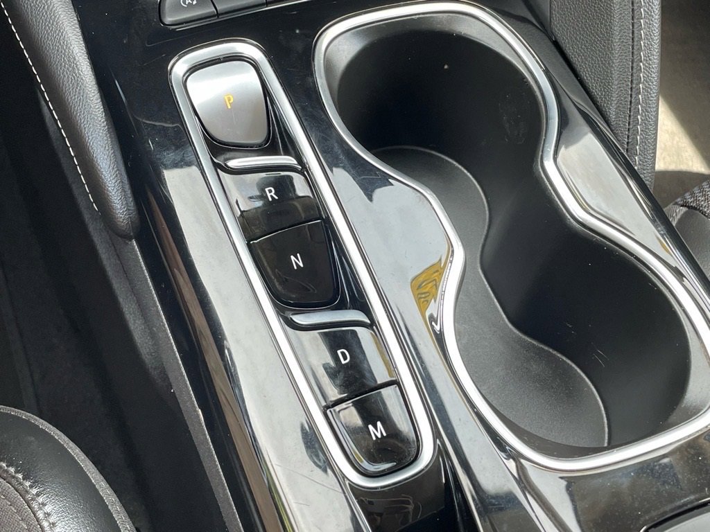 Used 2023 Buick Envision Preferred image 16