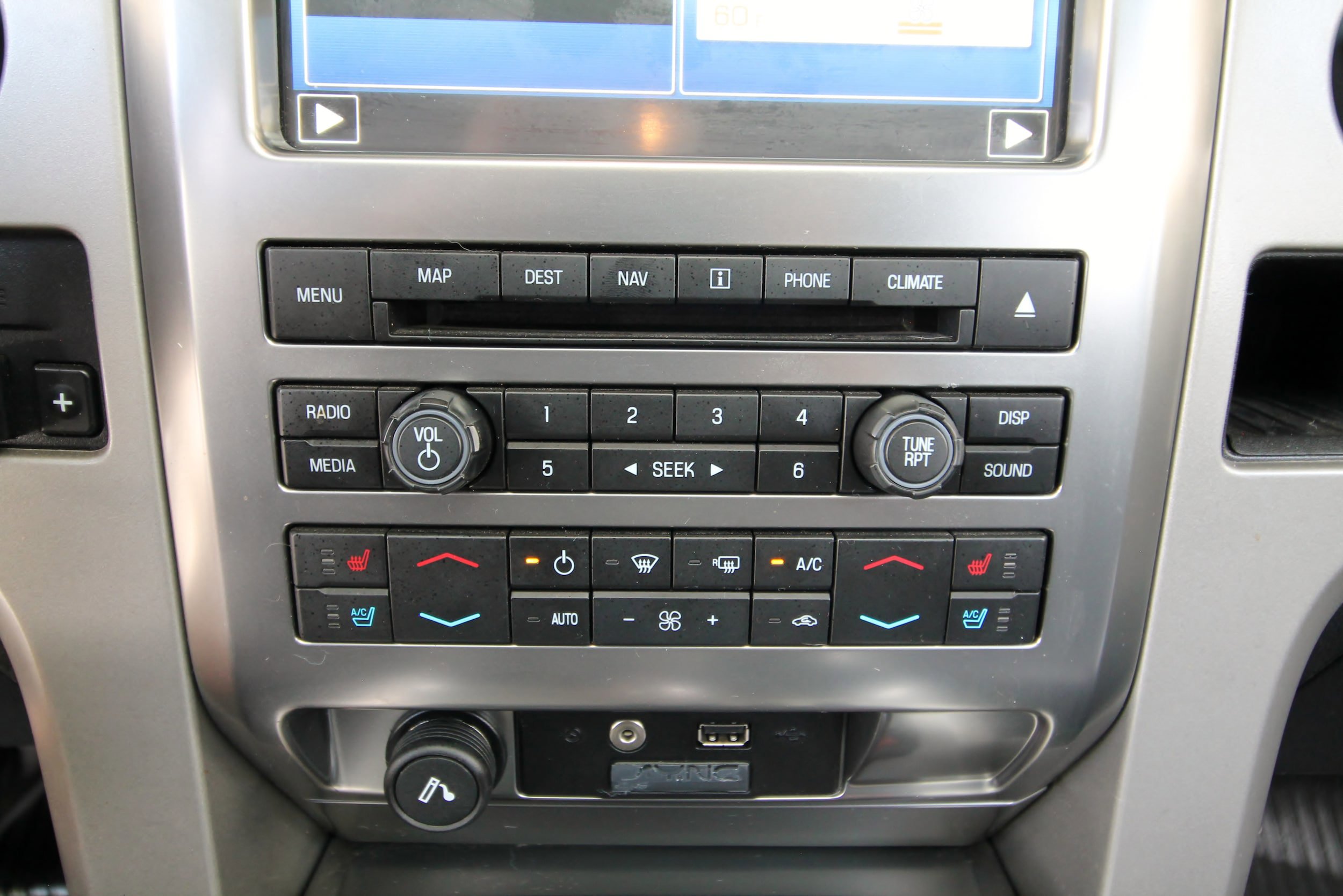 Used 2012 Ford F150 Raptor w/ Raptor Luxury Pkg AWD/4WD image 34