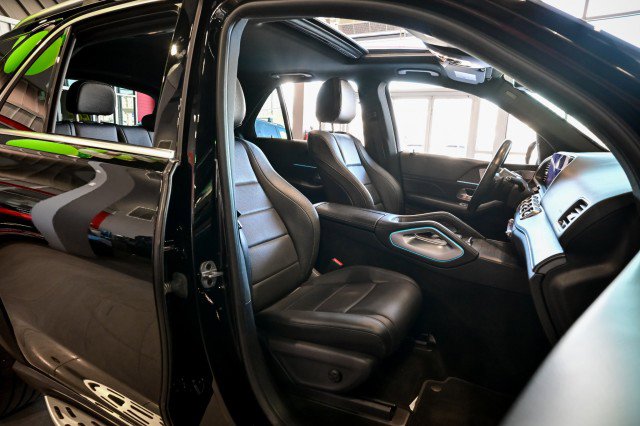 Used 2022 Mercedes-Benz GLE 350 4MATIC w/ Premium Package image 27