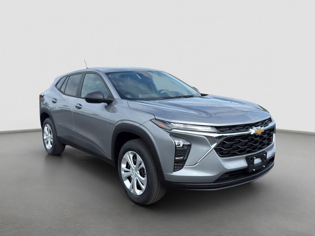 New 2026 Chevrolet Trax LS w/ Driver Confidence Package FWD image 8