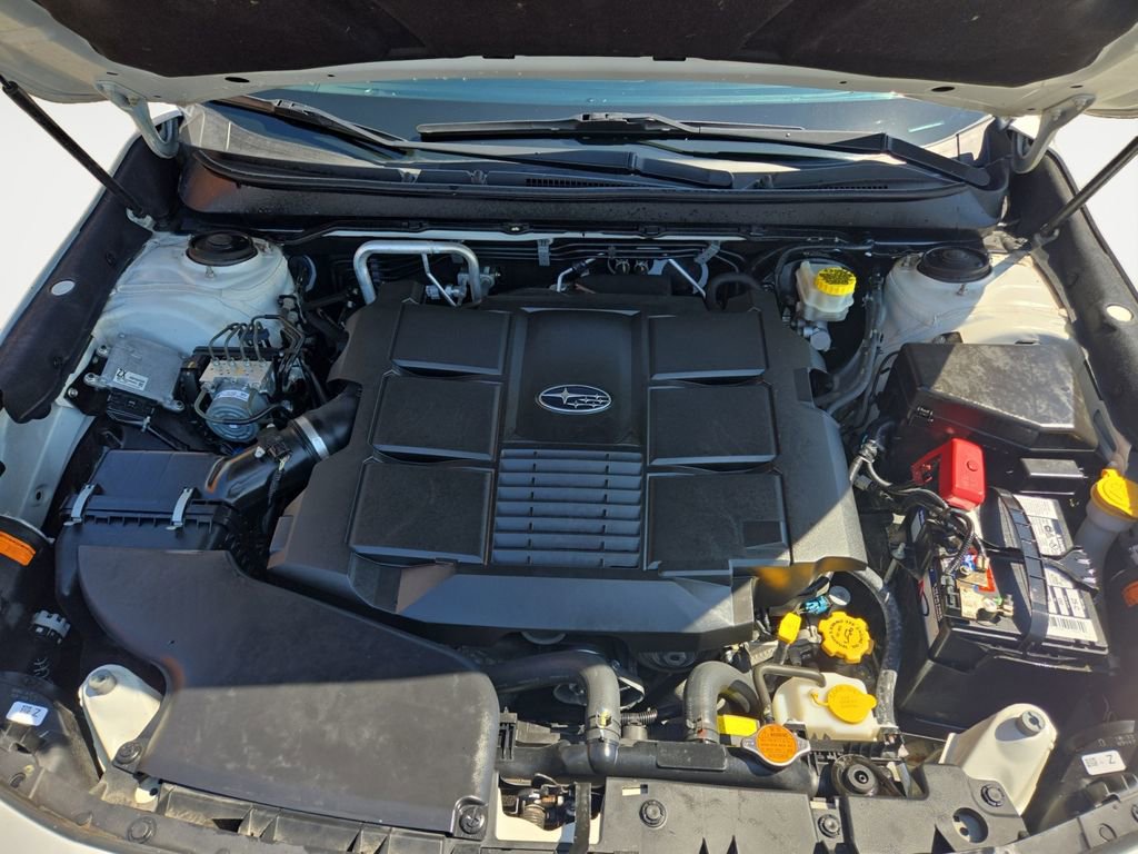 Used 2017 Subaru Outback 3.6R Touring w/ Popular Package #5A image 17