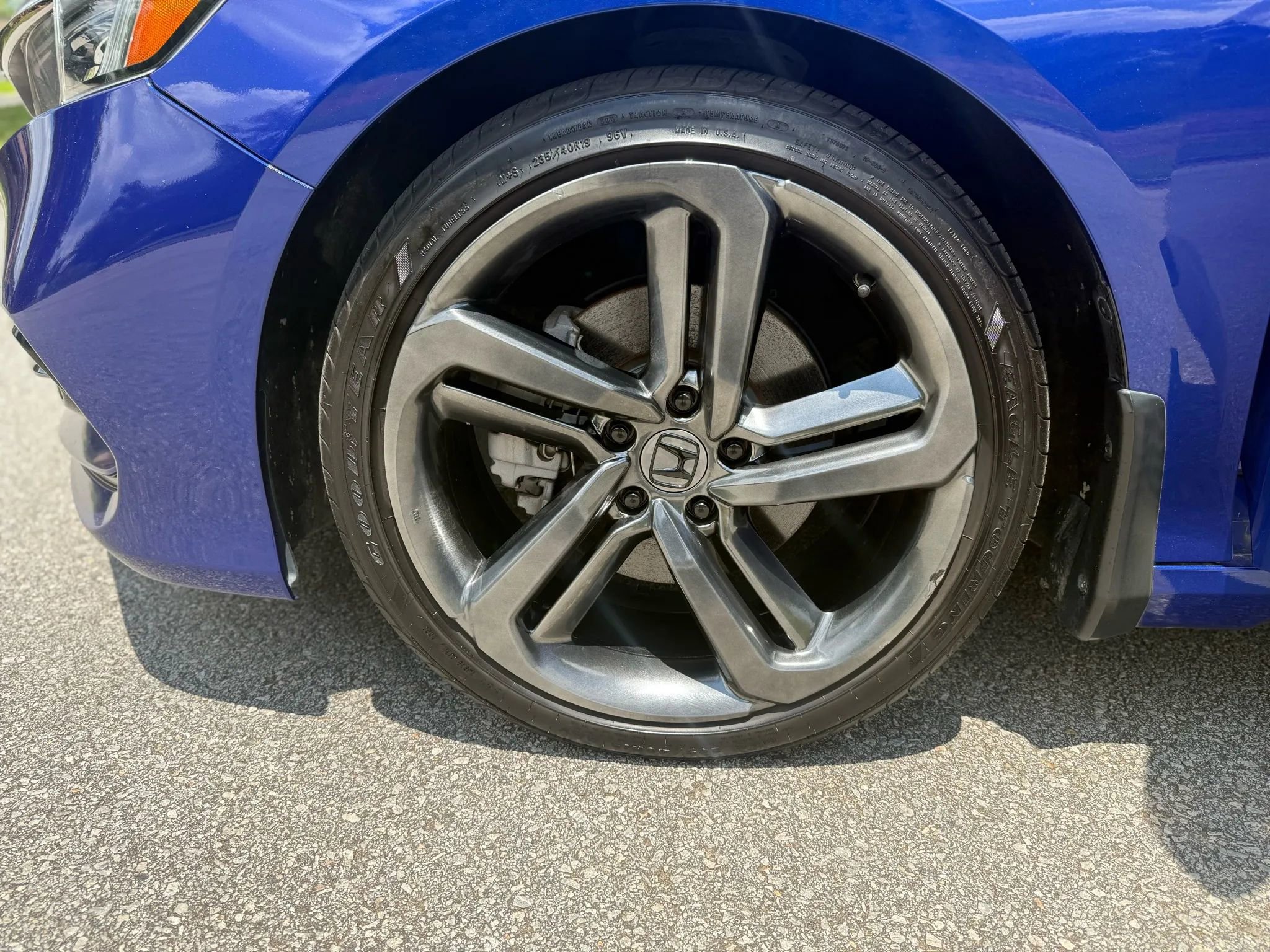 Used 2019 Honda Accord Sport image 15