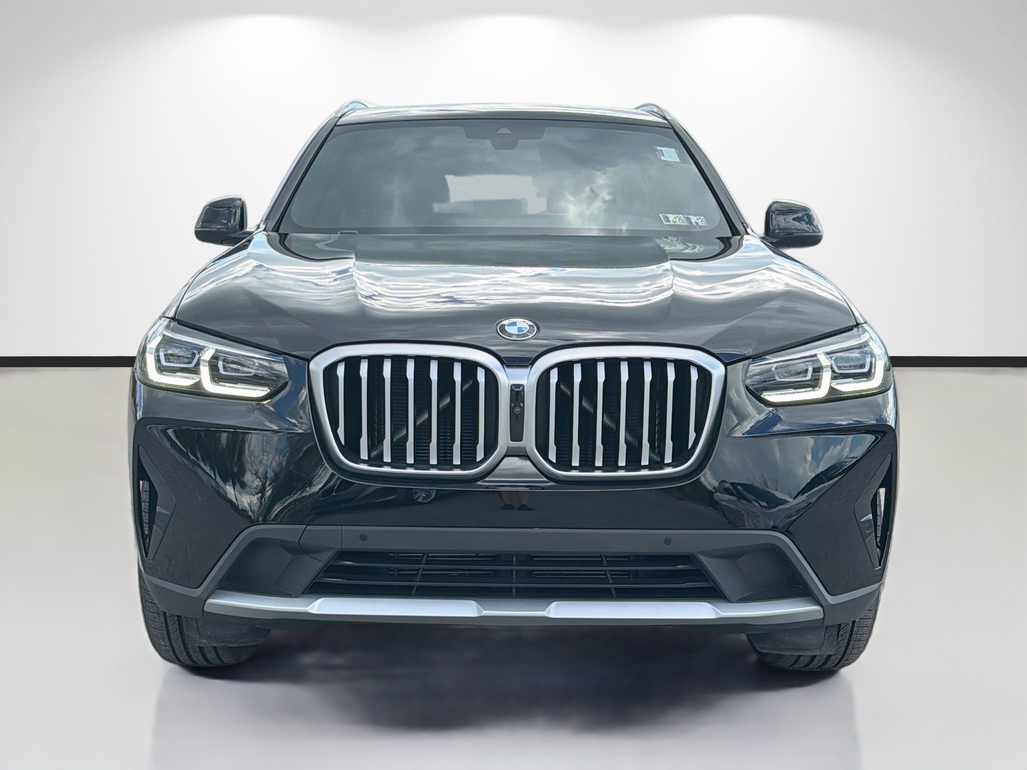 Used 2023 BMW X3 xDrive30i w/ Premium Package w/ZPA AWD/4WD image 9